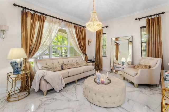 599 Cresta Circle, West Palm Beach, FL 33413