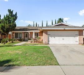 7494 LEMON Street, Fontana, CA 92336