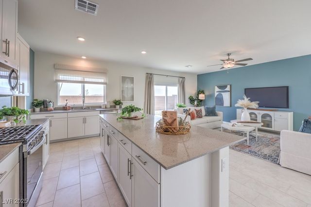 1289 Johnson Creek Lane 120, North Las Vegas, NV 89084