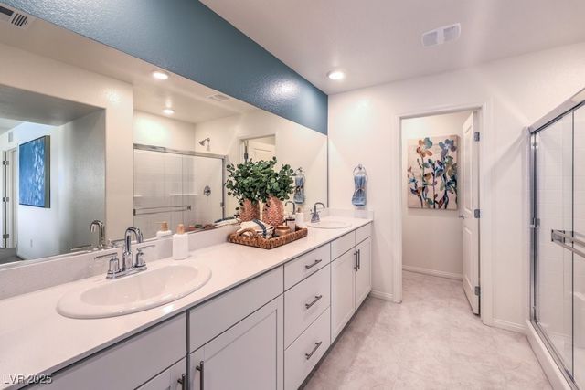 1289 Johnson Creek Lane 120, North Las Vegas, NV 89084