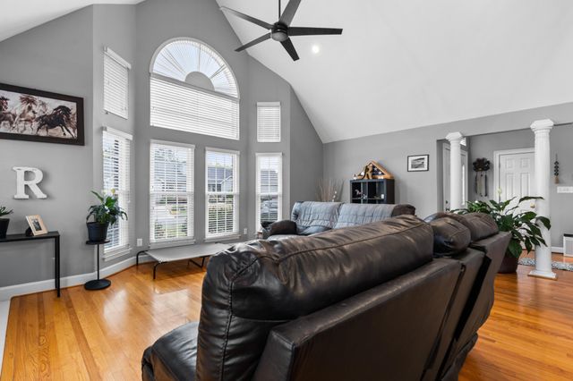 215 Hunters Run Circle, NW, Cleveland, TN 37312