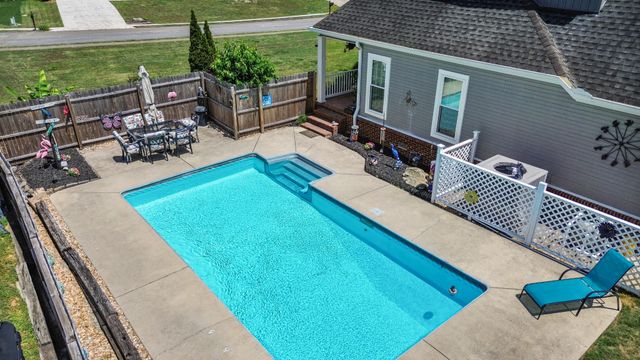 215 Hunters Run Circle, NW, Cleveland, TN 37312