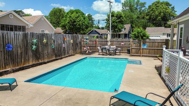 215 Hunters Run Circle, NW, Cleveland, TN 37312