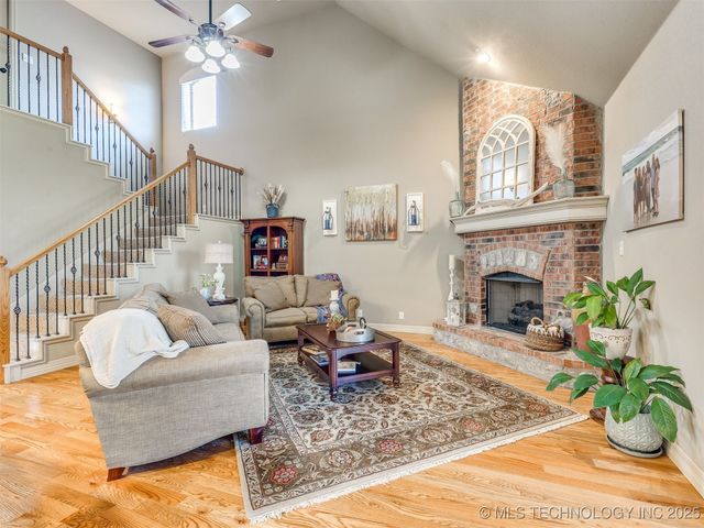 1004 W Elmira Street, Broken Arrow, OK 74012