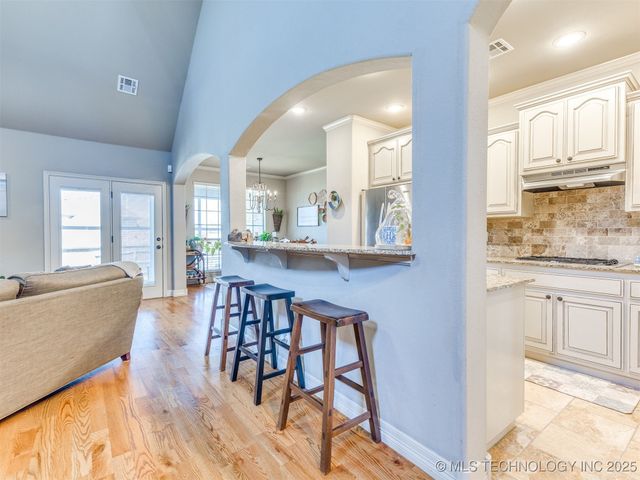 1004 W Elmira Street, Broken Arrow, OK 74012