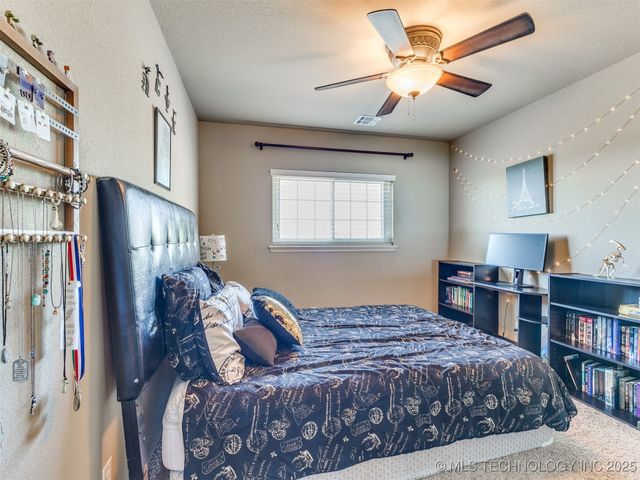 1004 W Elmira Street, Broken Arrow, OK 74012