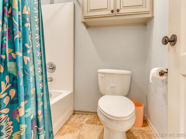 1004 W Elmira Street, Broken Arrow, OK 74012