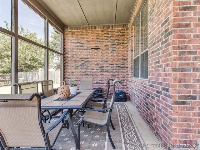 1004 W Elmira Street, Broken Arrow, OK 74012