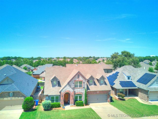 1004 W Elmira Street, Broken Arrow, OK 74012