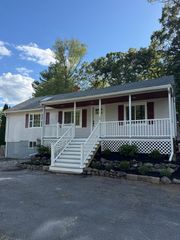 70 Mill St, Middleton, MA 01949