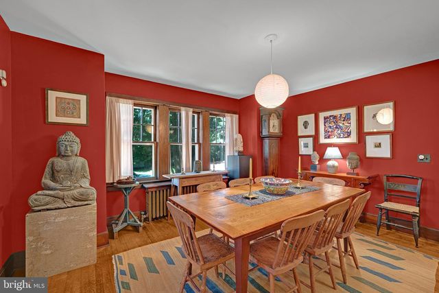 24 E PROSPECT ST, Hopewell, NJ 08525