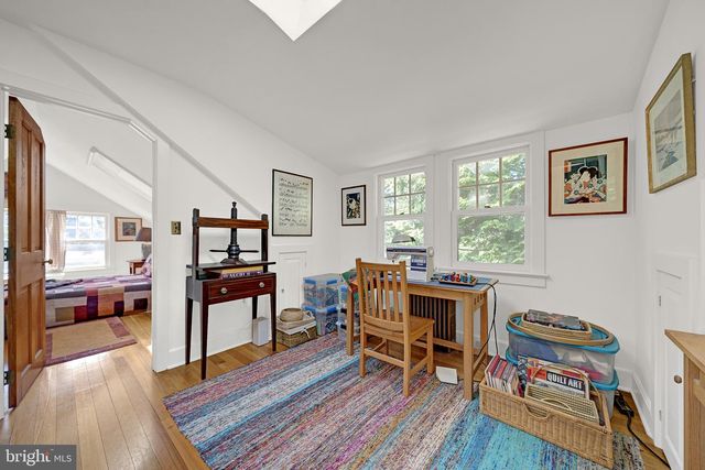 24 E PROSPECT ST, Hopewell, NJ 08525