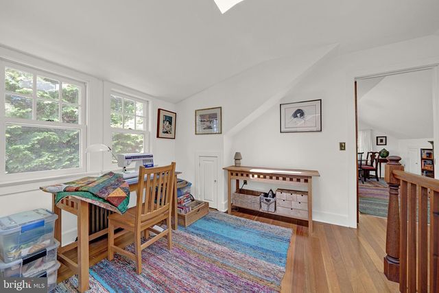 24 E PROSPECT ST, Hopewell, NJ 08525