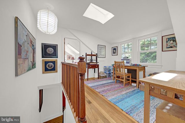 24 E PROSPECT ST, Hopewell, NJ 08525