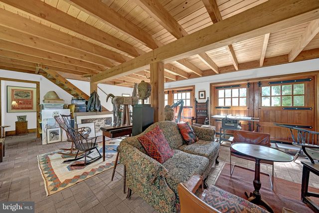 24 E PROSPECT ST, Hopewell, NJ 08525