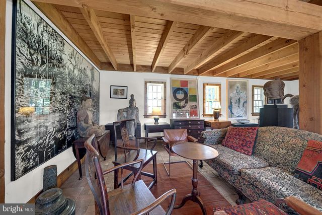 24 E PROSPECT ST, Hopewell, NJ 08525
