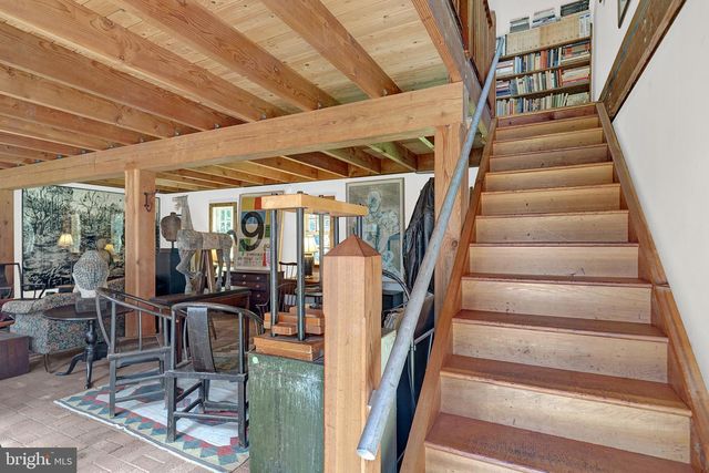24 E PROSPECT ST, Hopewell, NJ 08525