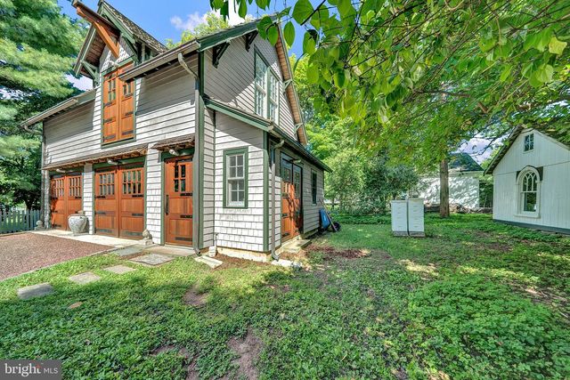 24 E PROSPECT ST, Hopewell, NJ 08525