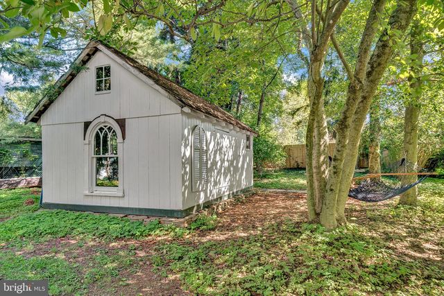 24 E PROSPECT ST, Hopewell, NJ 08525
