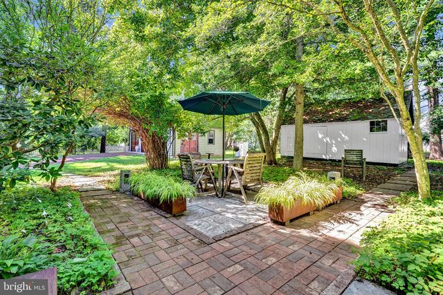 24 E PROSPECT ST, Hopewell, NJ 08525