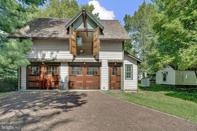 24 E PROSPECT ST, Hopewell, NJ 08525