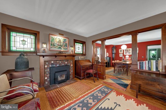 24 E PROSPECT ST, Hopewell, NJ 08525