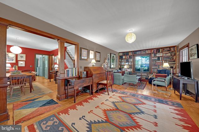24 E PROSPECT ST, Hopewell, NJ 08525