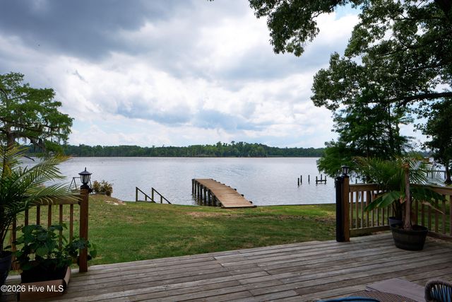 150 Pine Street, Hertford, NC 27944