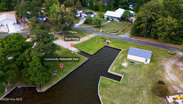 150 Pine Street, Hertford, NC 27944