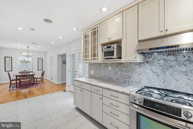 11106 ORLEANS WAY, Kensington, MD 20895