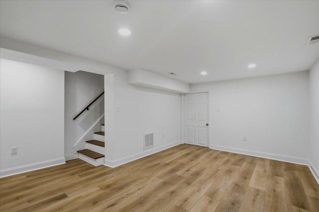 109 CLIFFORD AVE, Alexandria, VA 22305