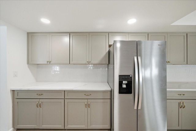 16113 TAMPA STREET, Lutz, FL 33548