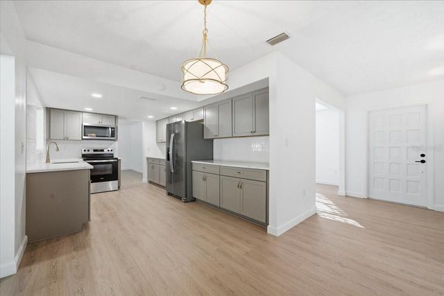 16113 TAMPA STREET, Lutz, FL 33548