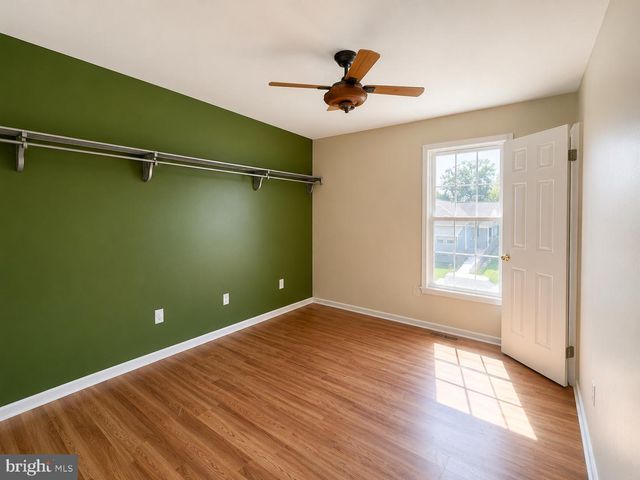 2017 CHESTNUT ST, Holmes, PA 19043