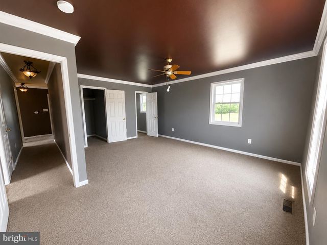 2017 CHESTNUT ST, Holmes, PA 19043