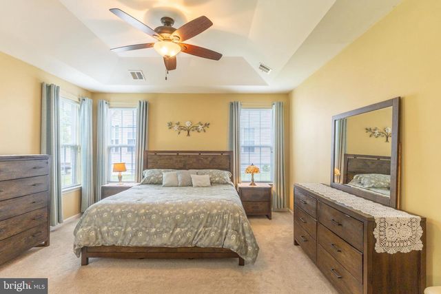 1166 CREEKSIDE LN, Quakertown, PA 18951
