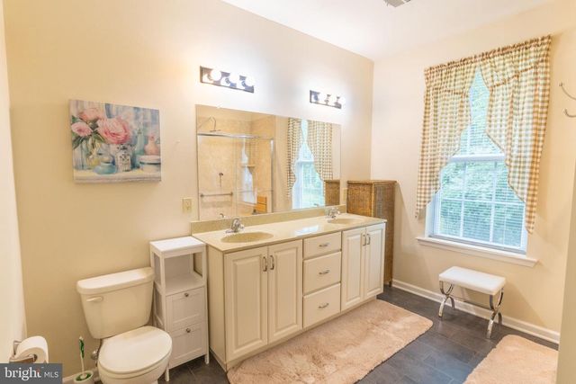 1166 CREEKSIDE LN, Quakertown, PA 18951