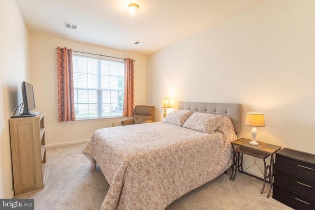 1166 CREEKSIDE LN, Quakertown, PA 18951