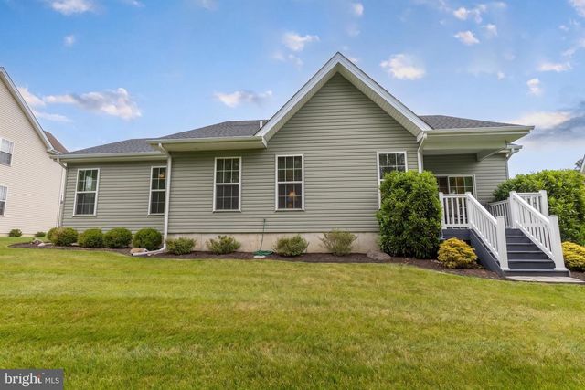 1166 CREEKSIDE LN, Quakertown, PA 18951