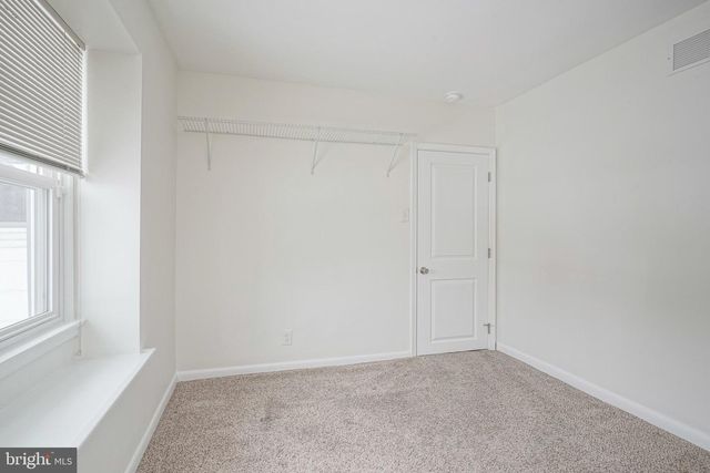 20 E LANDING RD, Blackwood, NJ 08012