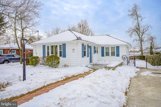 20 E LANDING RD, Blackwood, NJ 08012