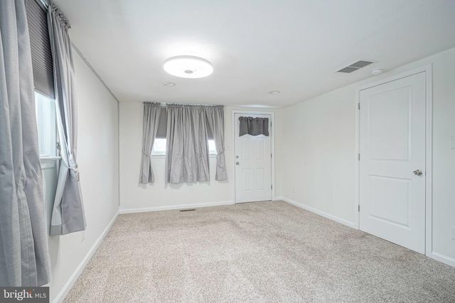 20 E LANDING RD, Blackwood, NJ 08012