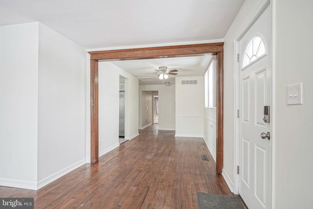 20 E LANDING RD, Blackwood, NJ 08012