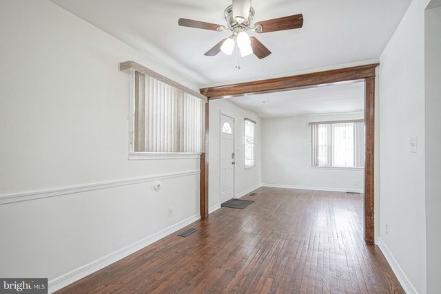 20 E LANDING RD, Blackwood, NJ 08012