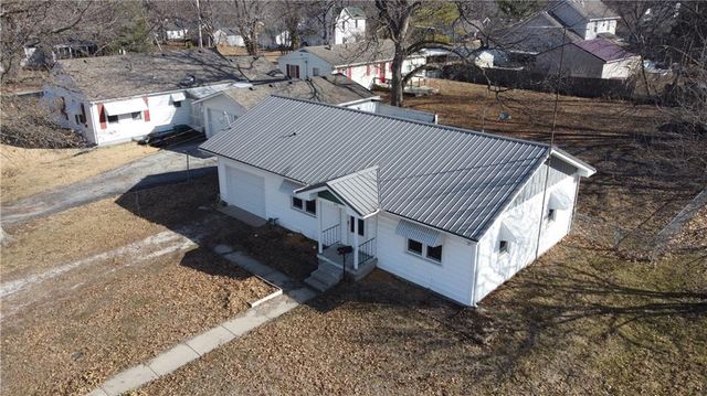 403 Lindy Lane, Holden, MO 64040