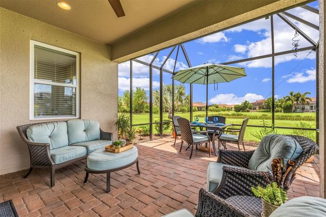 4821 TOBERMORY WAY, Bradenton, FL 34211