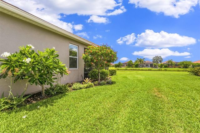 4821 TOBERMORY WAY, Bradenton, FL 34211