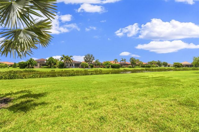 4821 TOBERMORY WAY, Bradenton, FL 34211