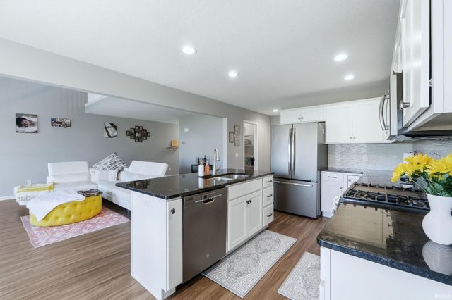 14147 Futura Court, Fort Wayne, IN 46845