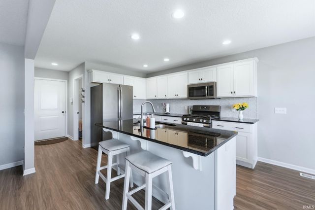 14147 Futura Court, Fort Wayne, IN 46845